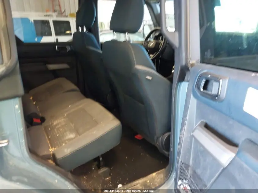 2022 FORD BRONCO OUTER BANKS