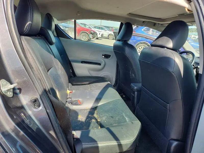 2013 TOYOTA PRIUS C FOUR  