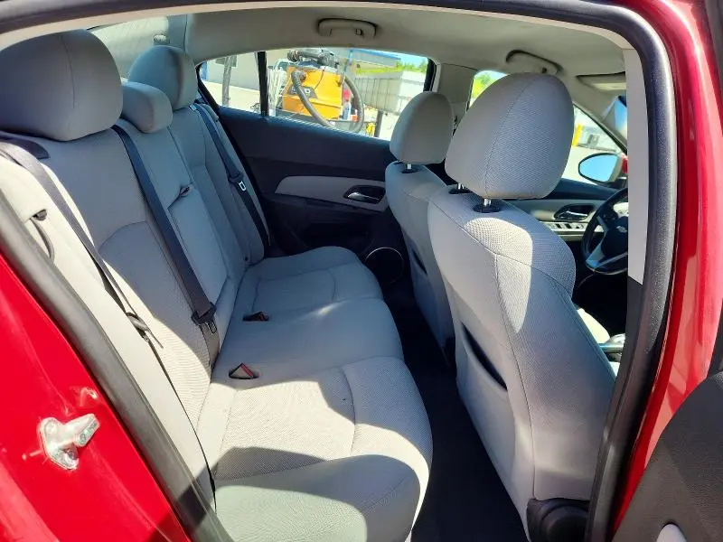 2011 CHEVROLET CRUZE LT  
