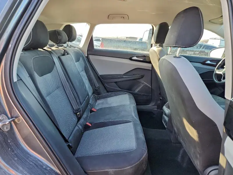 2024 VOLKSWAGEN TAOS S  