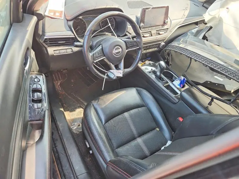 2023 NISSAN ALTIMA SR  