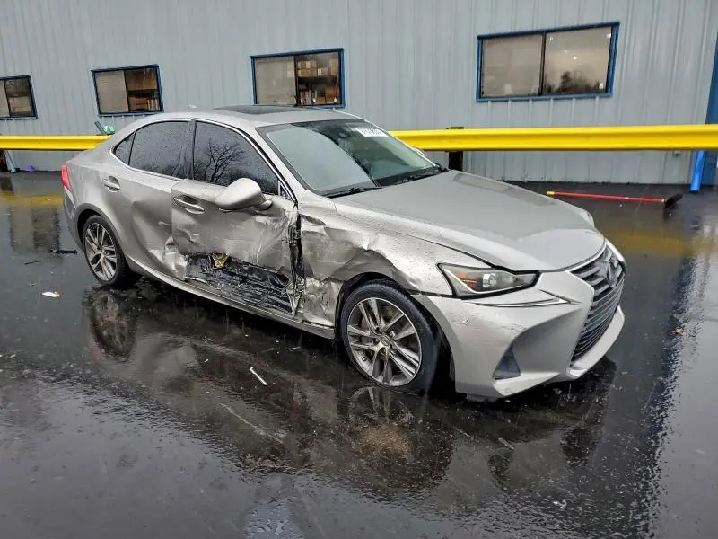 2018 LEXUS IS 300  