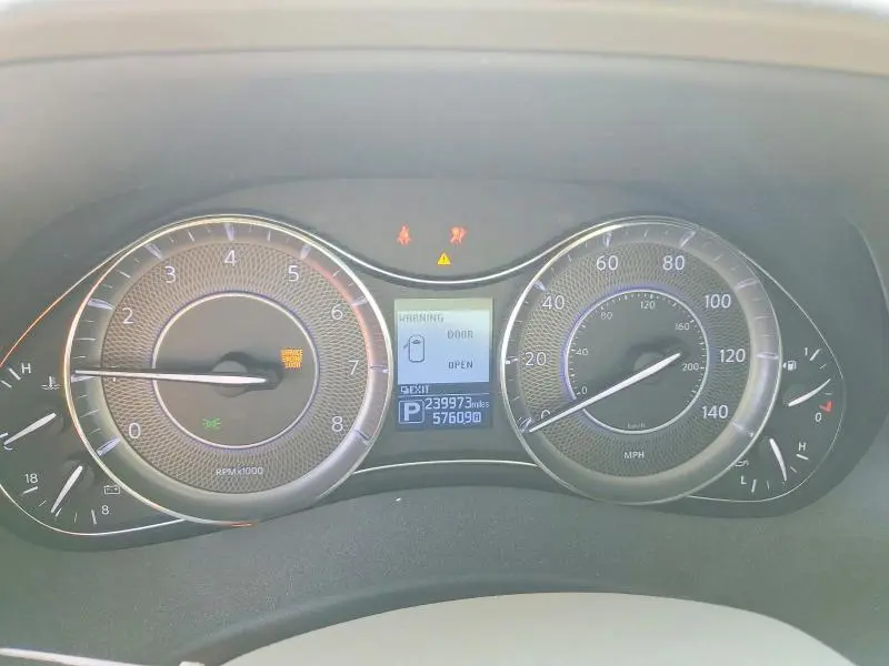 2013 INFINITI QX56 BASE  