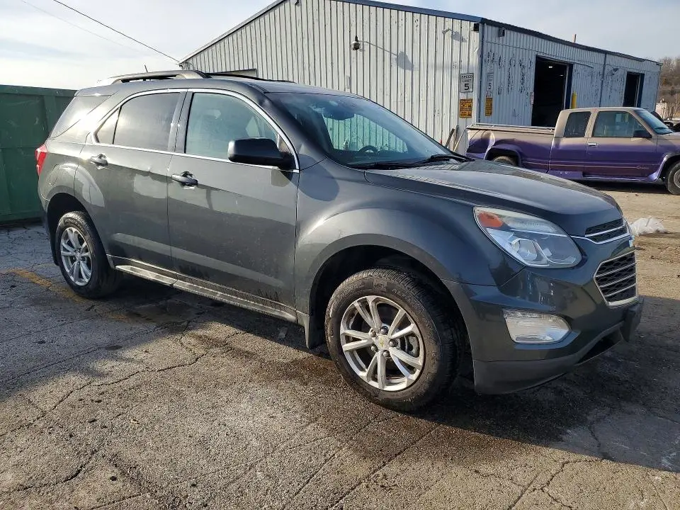 2017 CHEVROLET EQUINOX LT  
