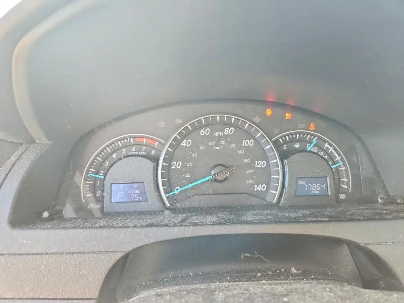 2015 TOYOTA CAMRY LE  