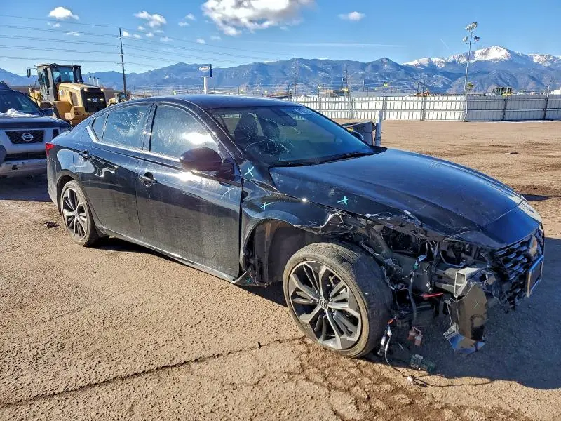 2024 NISSAN ALTIMA SR  