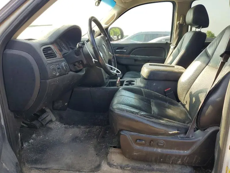 2013 GMC YUKON XL K1500 SLT  