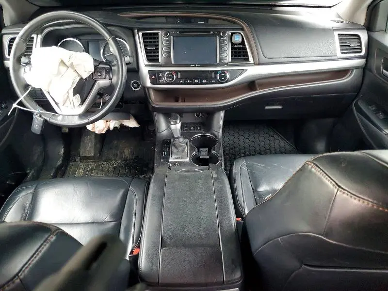 2015 TOYOTA HIGHLANDER XLE  