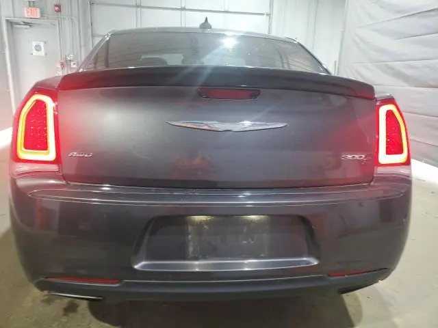 2018 CHRYSLER 300 S  