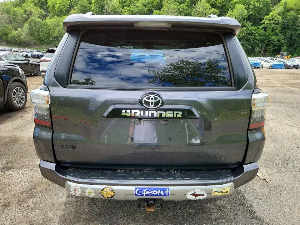 2023 TOYOTA 4RUNNER TRD OFF-ROAD PREMIUM  