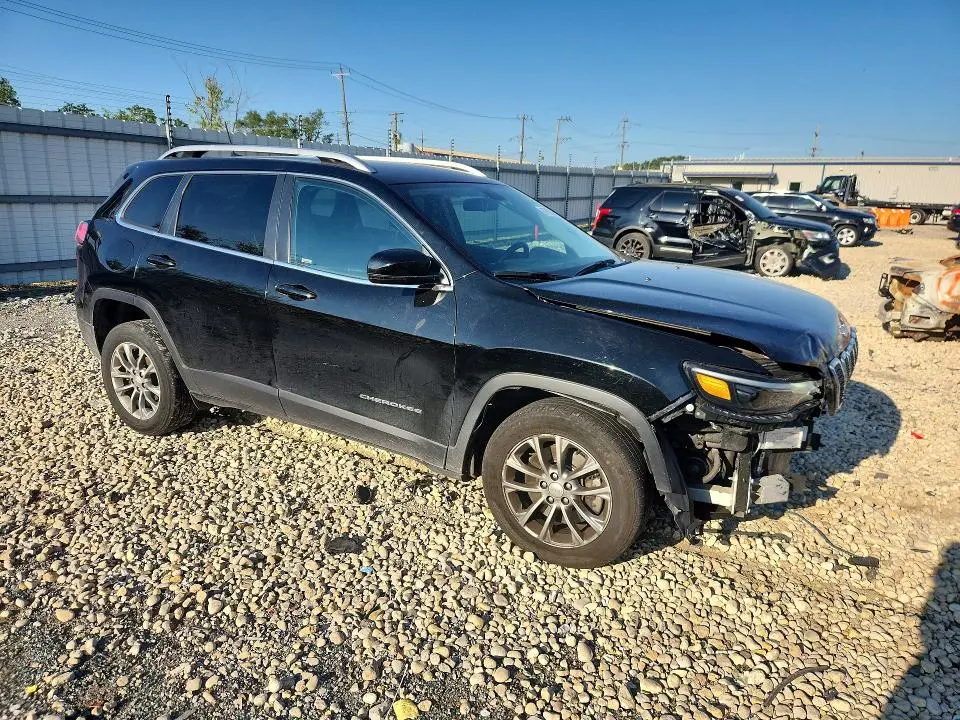 2020 JEEP CHEROKEE LATITUDE PLUS  