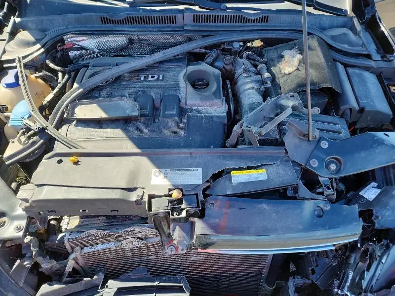 2015 VOLKSWAGEN JETTA TDI  