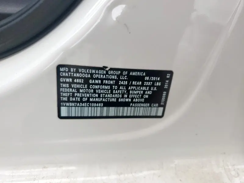 2014 VOLKSWAGEN PASSAT SE  