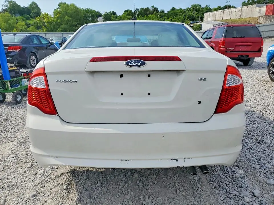 2011 FORD FUSION SE  