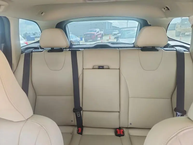 2017 VOLVO XC60 T5 INSCRIPTION  