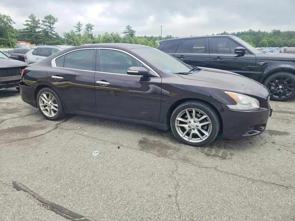 2010 NISSAN MAXIMA 3.5 S  