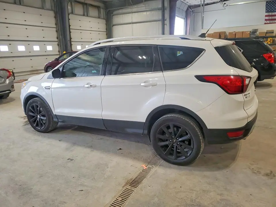 2019 FORD ESCAPE TITANIUM  