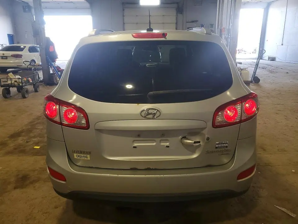 2010 HYUNDAI SANTA FE GLS  