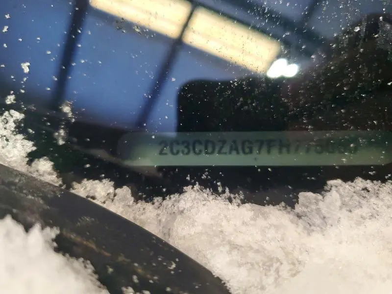 2015 DODGE CHALLENGER SXT  