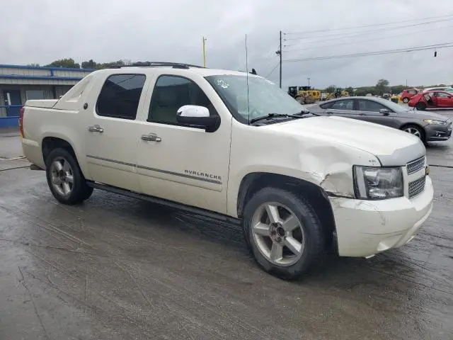 2013 CHEVROLET AVALANCHE LTZ  