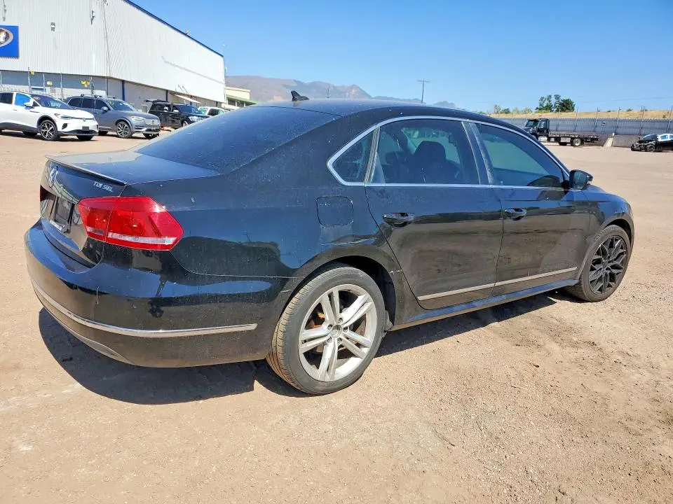 2013 VOLKSWAGEN PASSAT SEL  