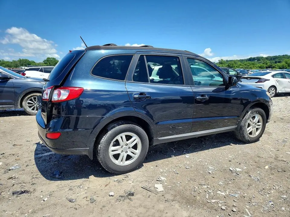 2011 HYUNDAI SANTA FE GLS  