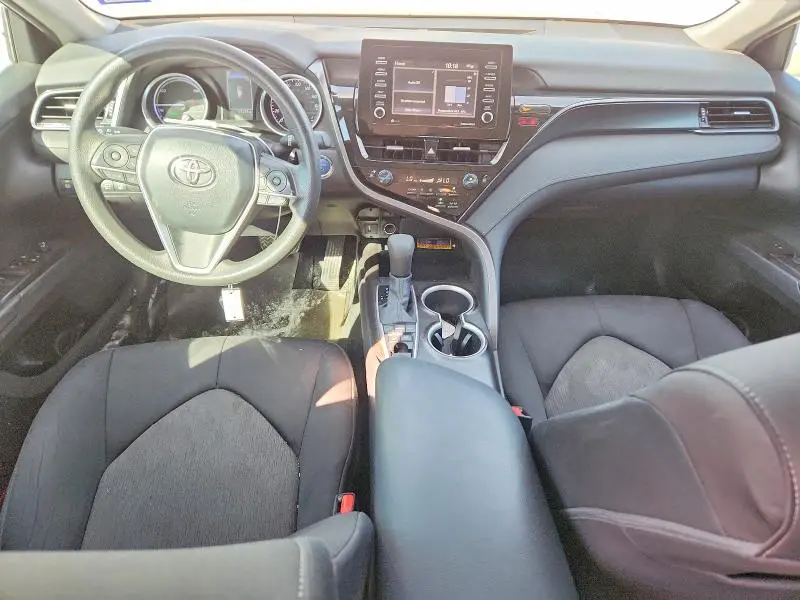 2021 TOYOTA CAMRY LE  