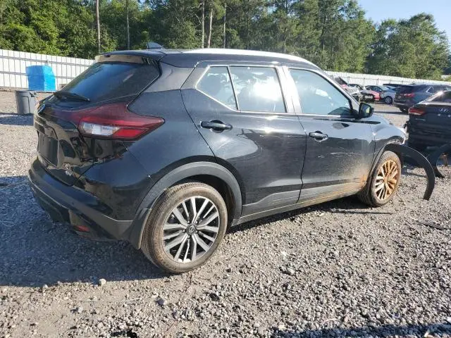 2021 NISSAN KICKS SV  