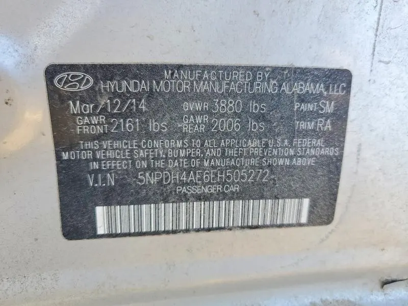 2014 HYUNDAI ELANTRA SE  