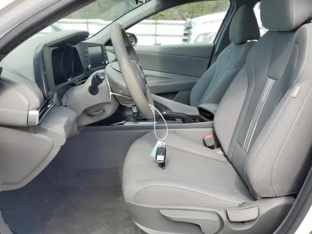 2023 HYUNDAI ELANTRA SEL  