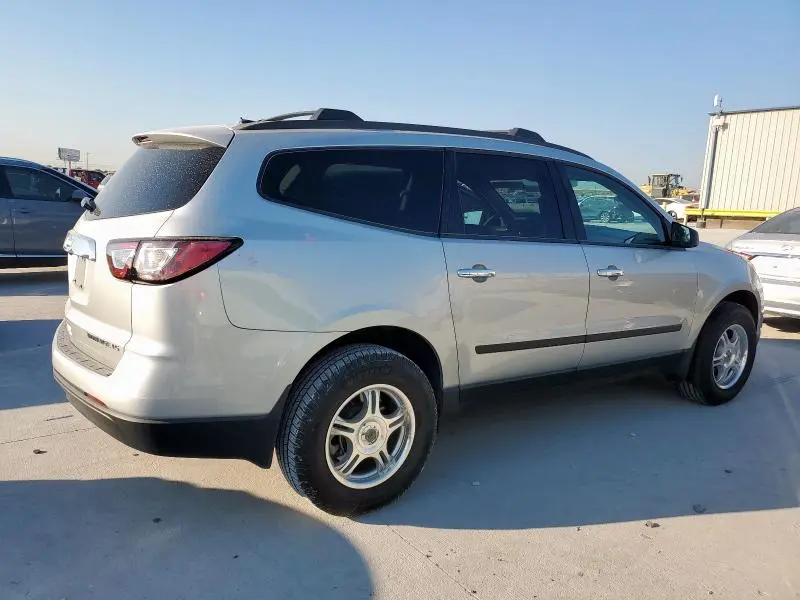 2013 CHEVROLET TRAVERSE LS  