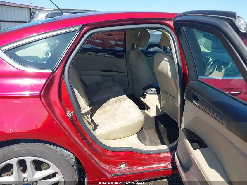 2015 FORD FUSION SE