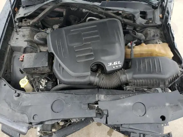 2014 DODGE CHARGER SE  