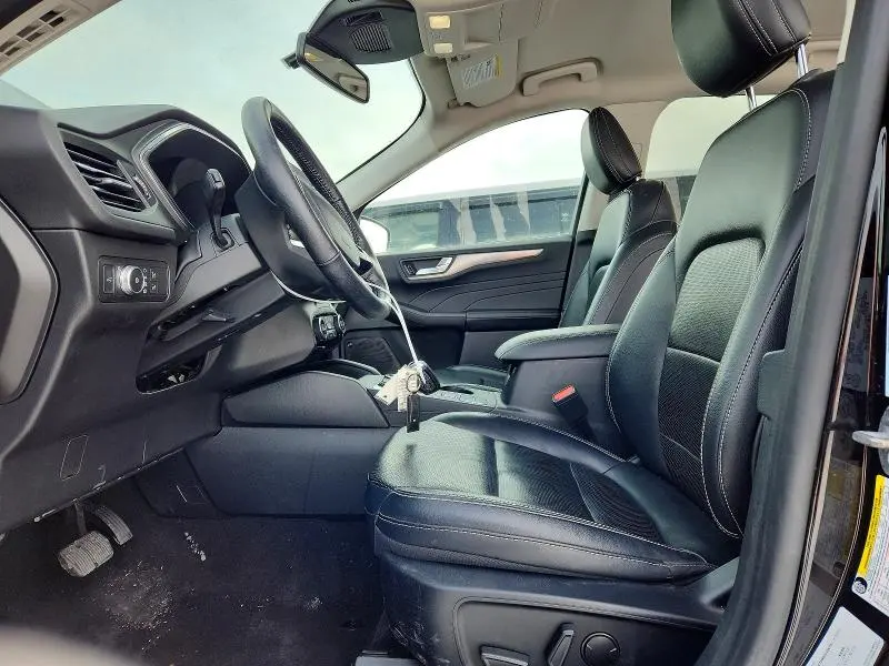 2021 FORD ESCAPE TITANIUM  