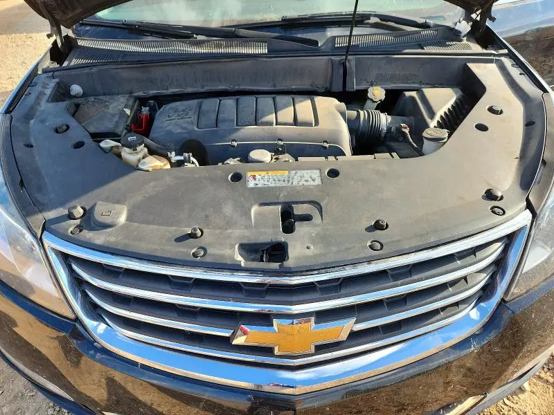 2015 CHEVROLET TRAVERSE LT  