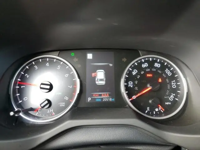 2022 TOYOTA RAV4 XLE  