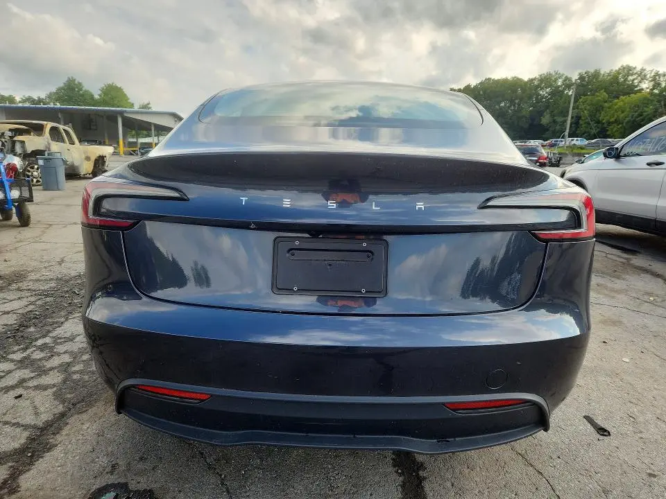 2025 TESLA MODEL 3   
