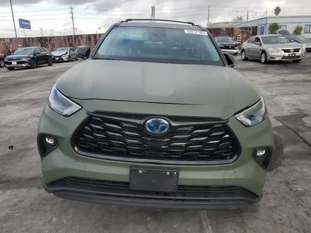2024 TOYOTA HIGHLANDER HYBRID XLE  