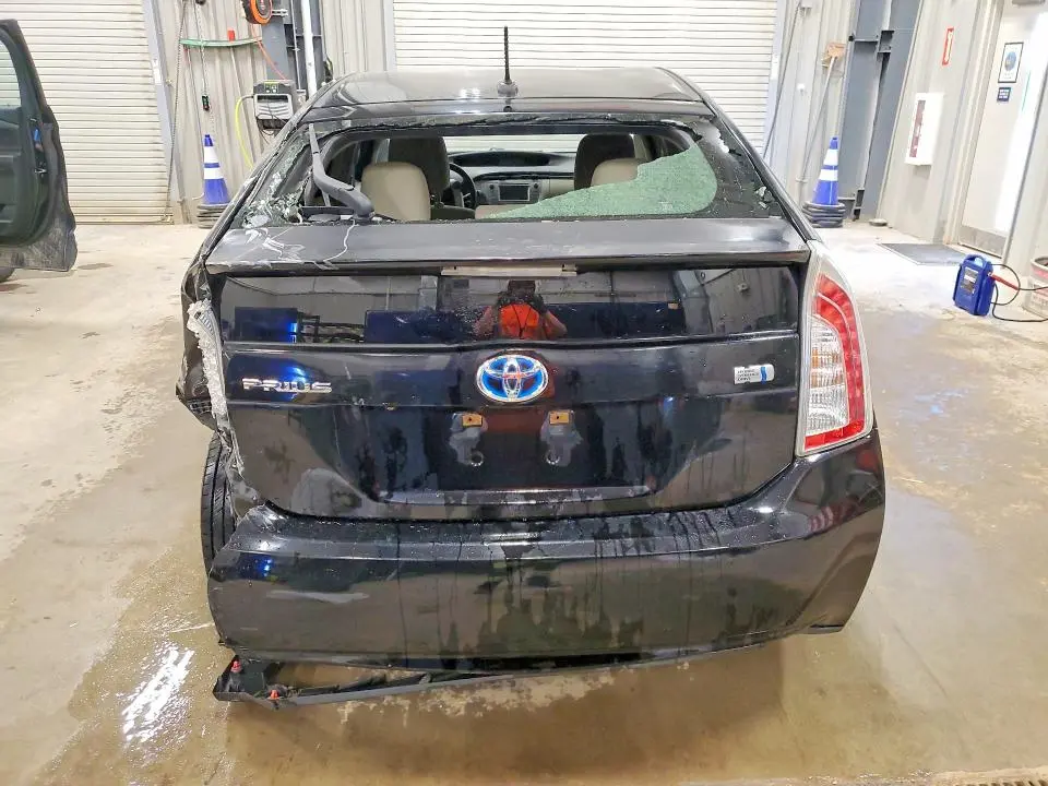 2014 TOYOTA PRIUS THREE  
