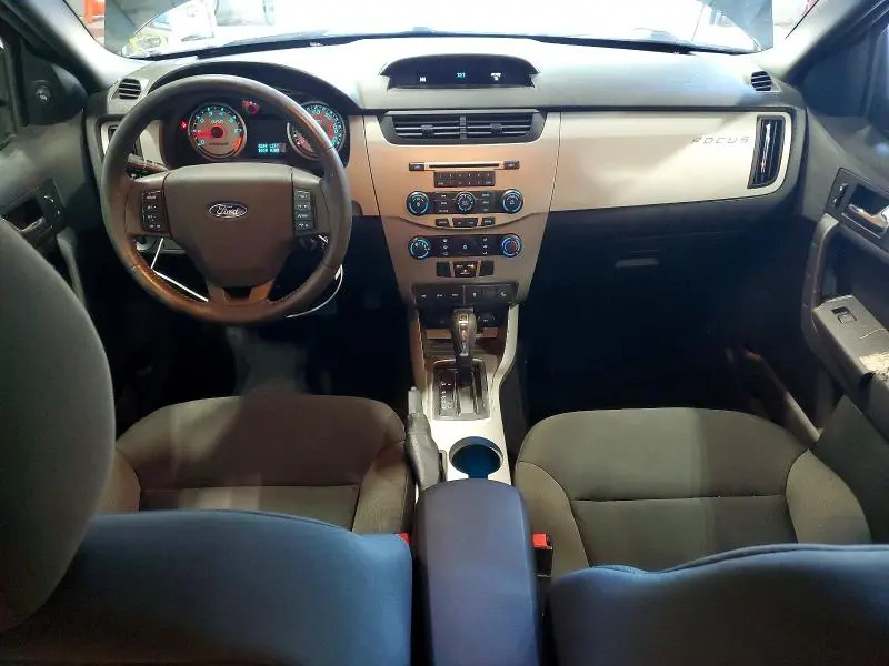 2010 FORD FOCUS SES  