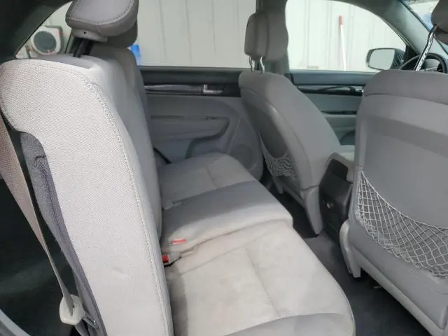 2011 KIA SORENTO BASE  