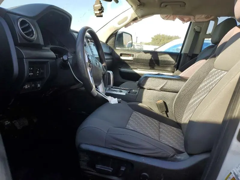 2020 TOYOTA TUNDRA CREWMAX SR5  