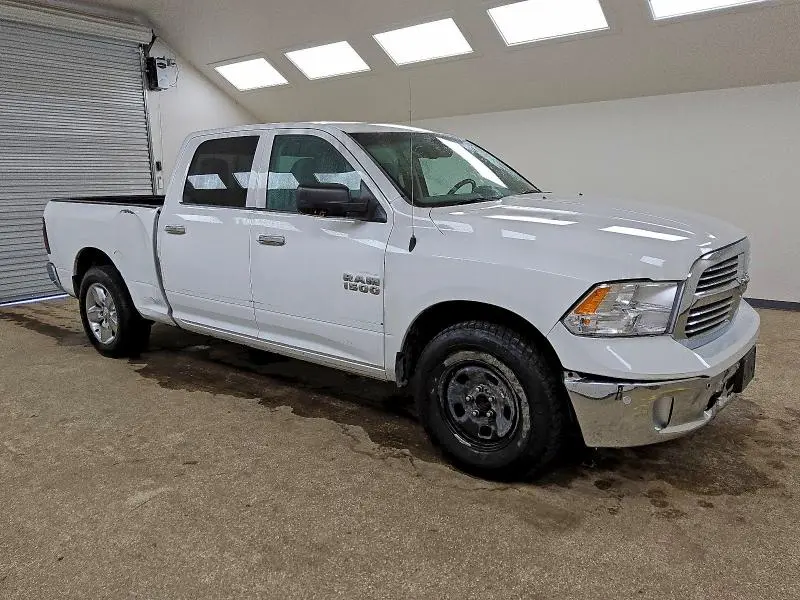 2018 RAM 1500 SLT  