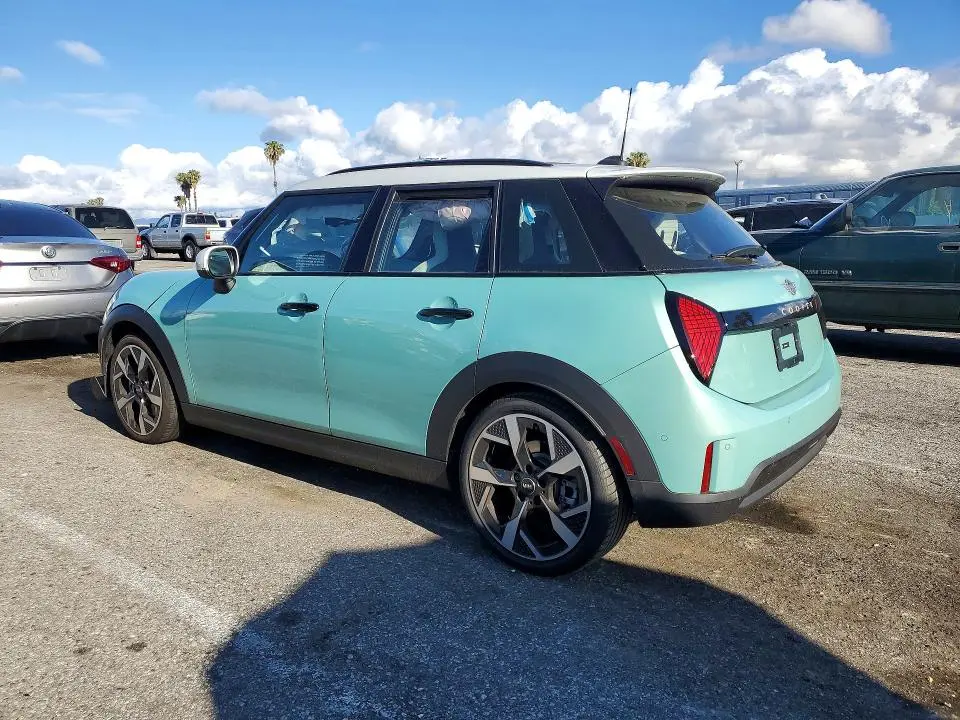 2025 MINI COOPER S  