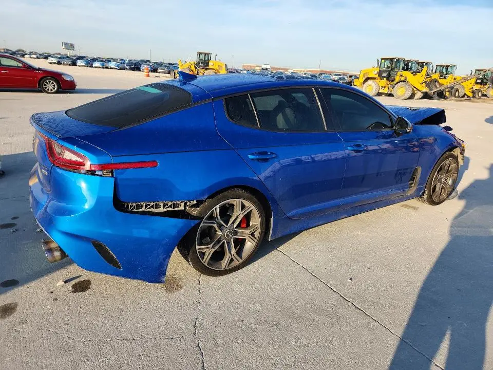 2018 KIA STINGER GT2  