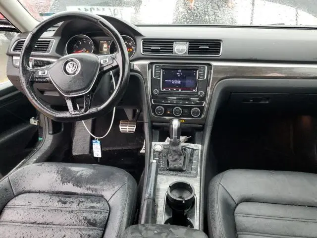 2016 VOLKSWAGEN PASSAT SEL  