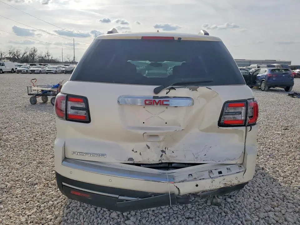 2015 GMC ACADIA SLE  