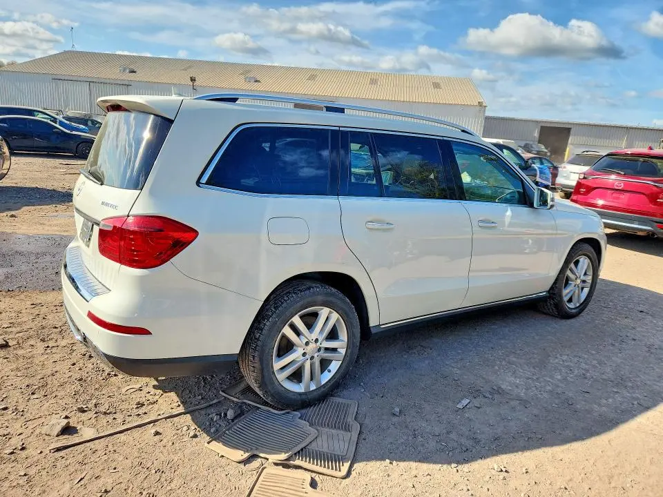 2013 MERCEDES-BENZ GL-GLASS   