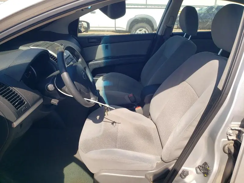 2010 NISSAN SENTRA 2.0  