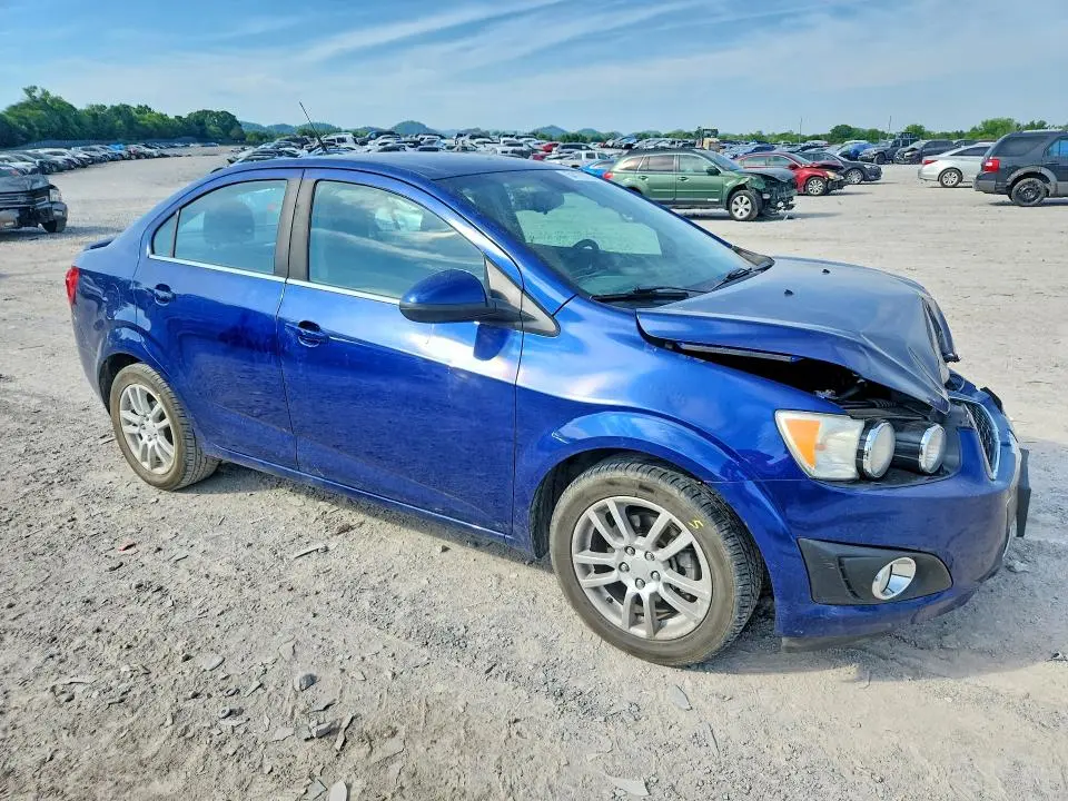 2013 CHEVROLET SONIC LT  